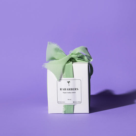 Sojas vaska svece RABARBERS Dāvanu kastītē